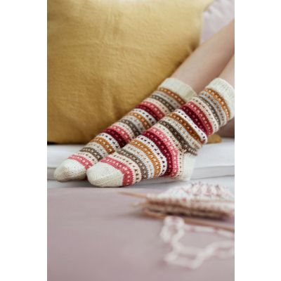 Easy knitted socks Novita Nalle, Nordic Wool and Wool Cotton