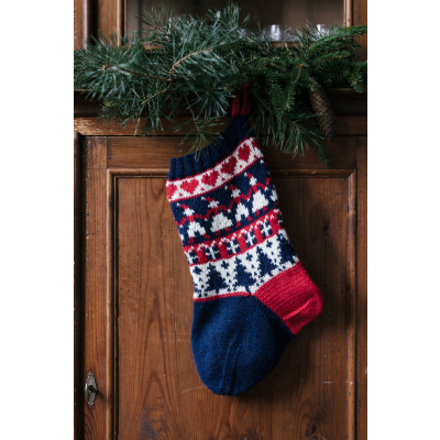 Novita 7 Veljestä: Kuusijuhla Christmas stocking - nur auf Englisch