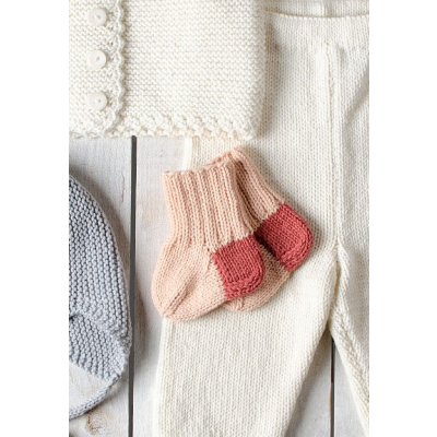 Knitted socks for babies Novita Wool Cotton