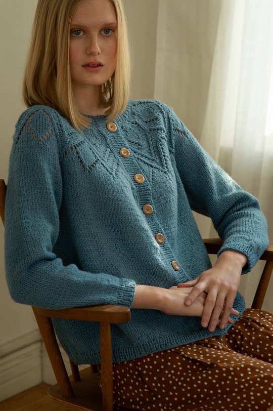 Summer 2019, Pattern n:o 5, Women's Cardigan Novita Nordic Wool